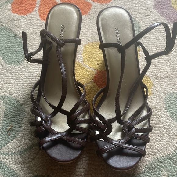 Strappy wedge heels - Picture 1 of 6